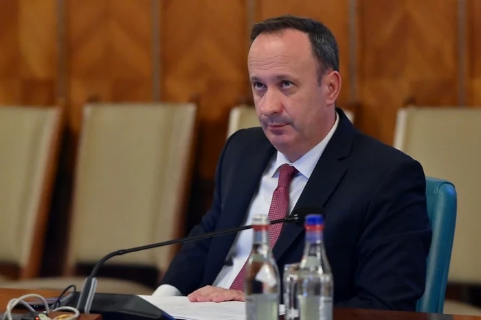 Critici la adresa dezbaterii privind bugetul și reformele fiscale